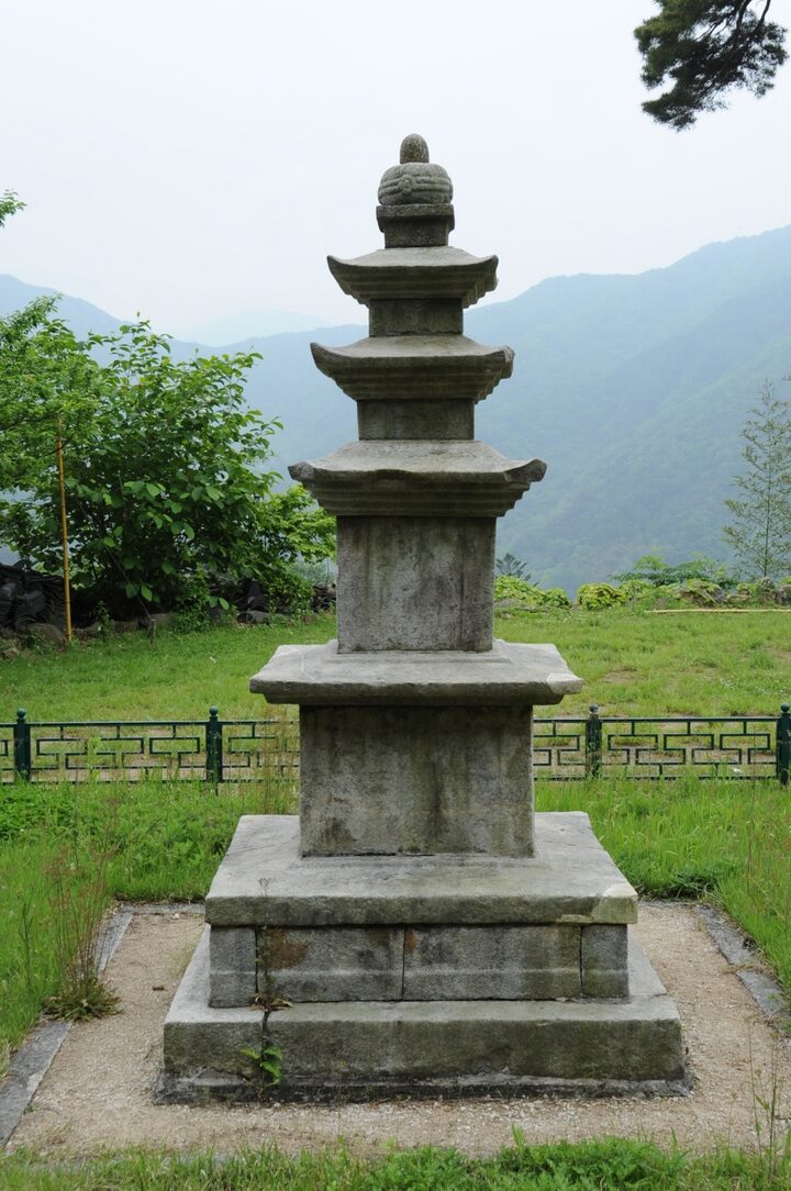 함양 벽송사 삼층석탑 (촬영:문화재청)