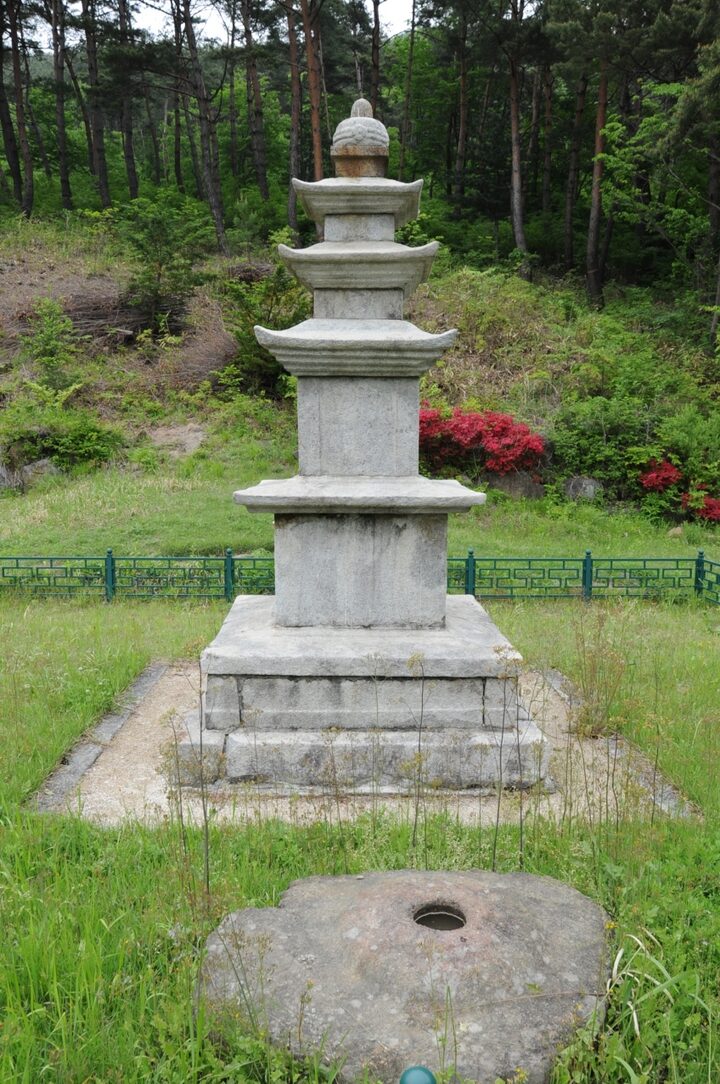 함양 벽송사 삼층석탑 (촬영:문화재청)