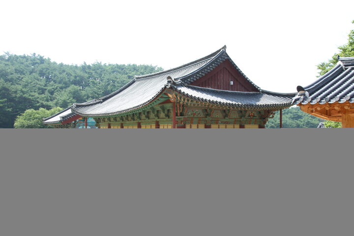 안동 봉황사 대웅전 배면
