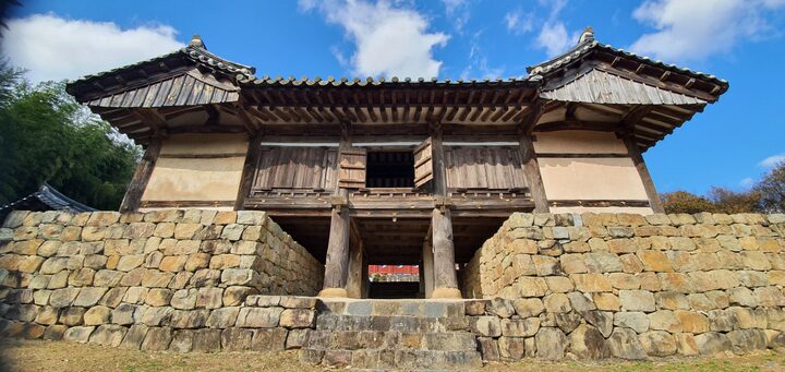산청 단성향교 명륜당 전면 1