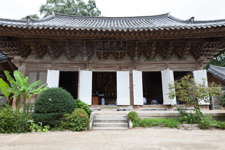 양산 통도사 대광명전_전경 (촬영년도 : 2015년)