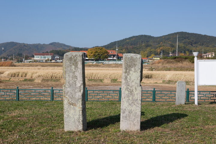 경주 보문사지 연화문 당간지주_후면 (촬영년도 : 2015년)