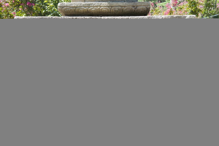 군위 지보사 삼층석탑_기단부 팔부중상3 (촬영년도 : 2015년)