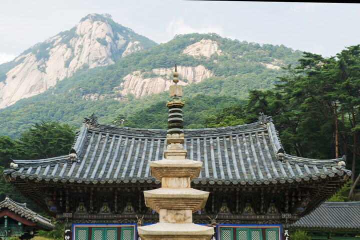 문경 봉암사 삼층석탑_대웅전 앞에서 본 상륜부 (촬영년도 : 2015년)
