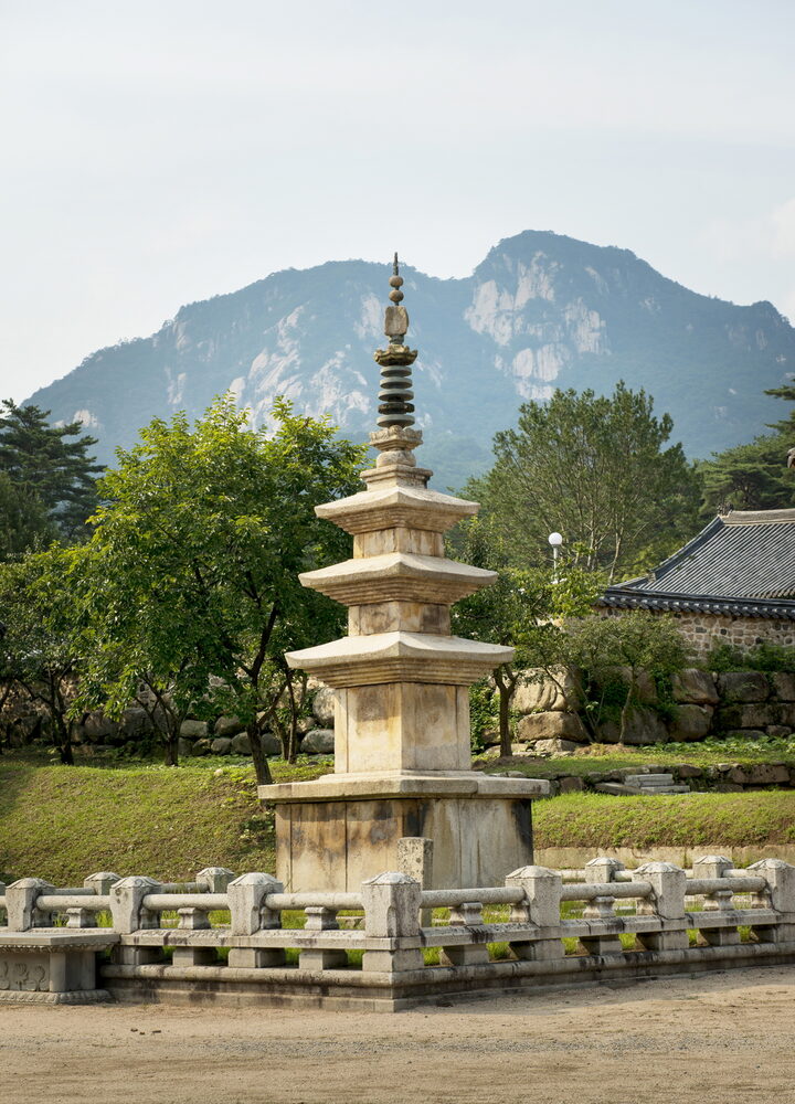 문경 봉암사 삼층석탑 (촬영년도 : 2015년)