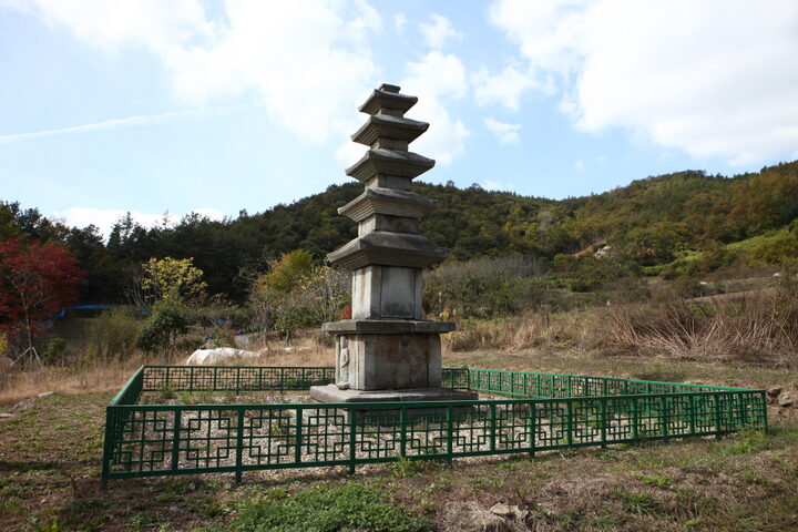 보성 봉천리 오층석탑_측면전경 (촬영년도 : 2015년)