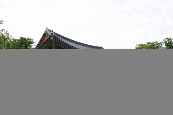 완주 송광사 대웅전_서측면 (촬영년도 : 2015년)