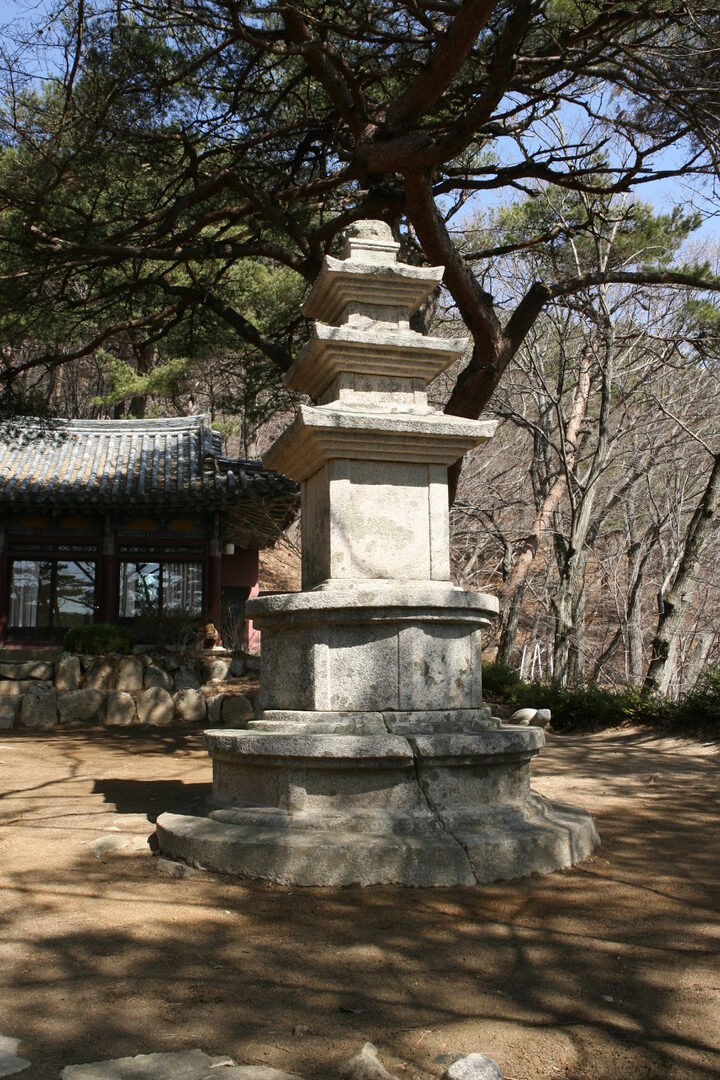경주 석굴암 삼층석탑_건축_2009년(출처 : 국립문화재연구소)