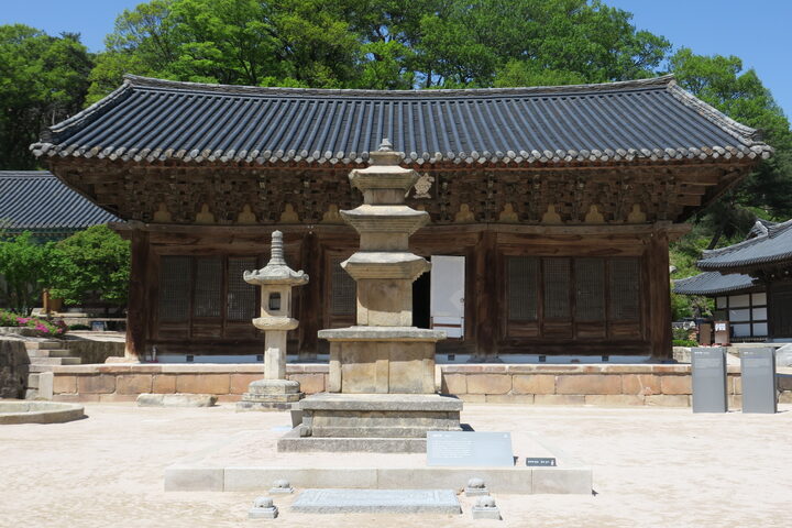 양산 통도사 삼층석탑_남측면325_건축_2018년(출처 : 국립문화재연구소)