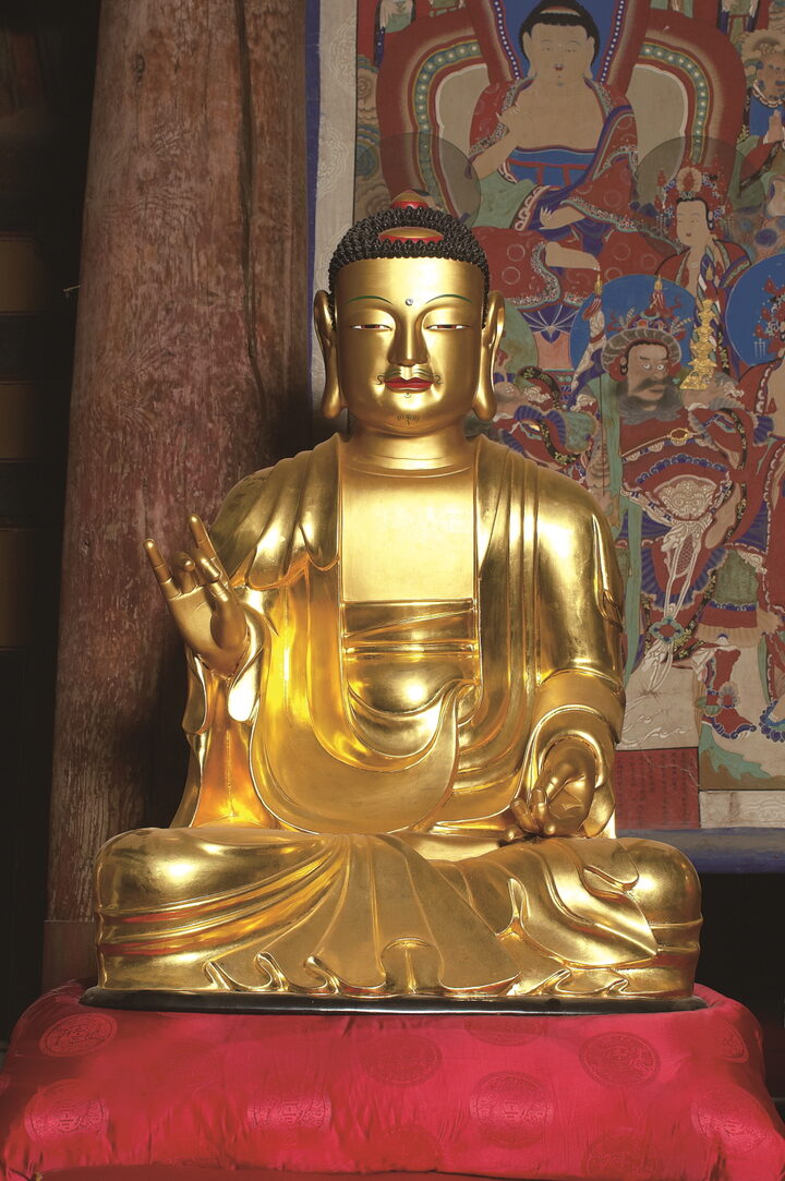 보물_예산 수덕사 목조석가여래삼불좌상 및 복장유물_아미타불좌상01_문화재대관(보물-불교조각2)