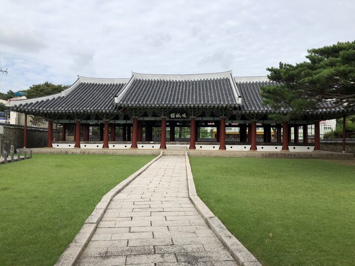 거제 기성관 정면