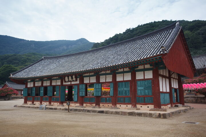 고창 선운사 만세루_우측면1 (촬영년도 : 2015년)