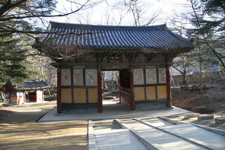 김천 직지사 천왕문 정면