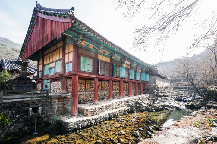 순천 송광사 침계루 전경