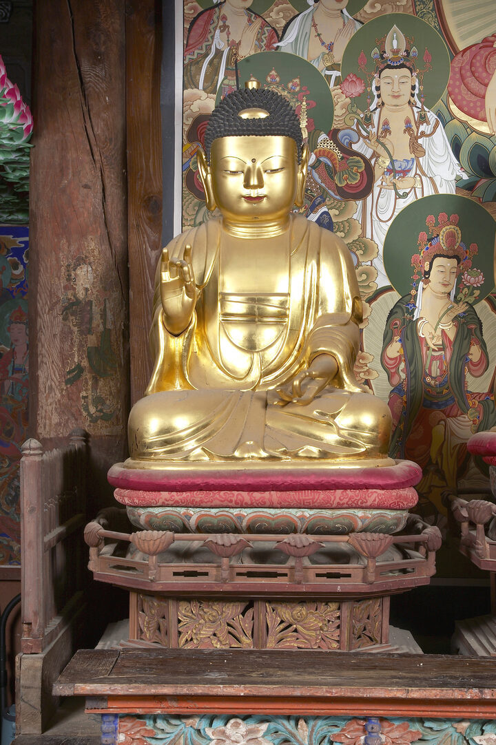 보물 창녕 관룡사 목조석가여래삼불좌상(2011년 국보,보물 지정보고서)